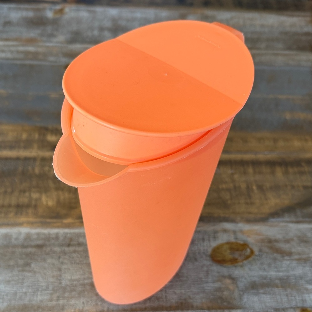 Tupperware Impressions Rocker Top Pitcher - Picture 6 of 10